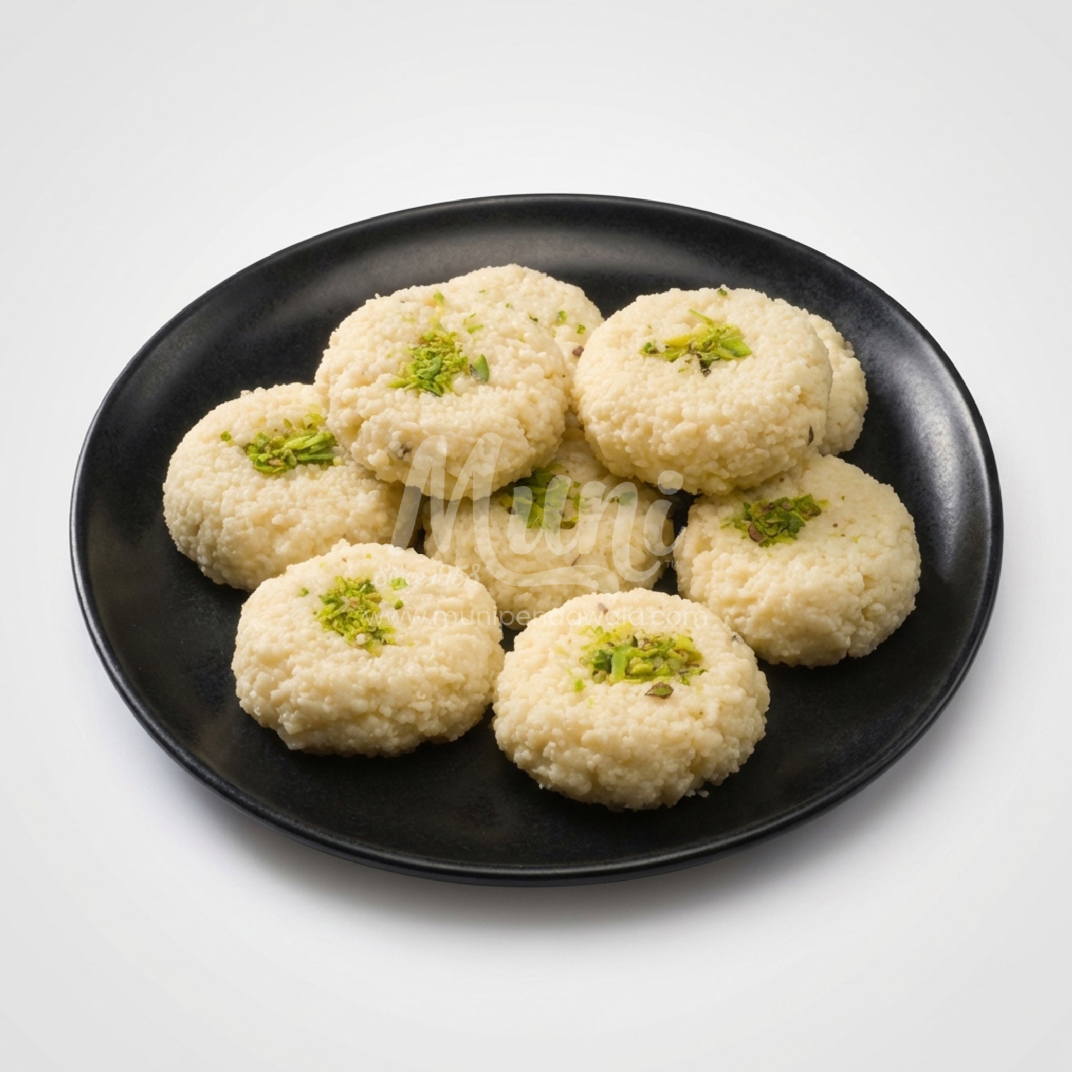 White Danadar Penda